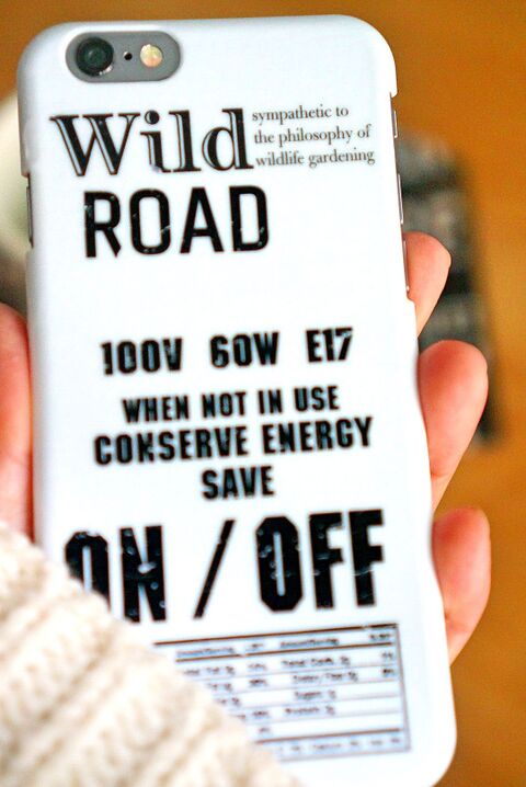 5分で完成 100均スマホケースで簡単 モノクロリメイク 暮らしニスタ 5分で完成 100均スマホケースで簡単 モノクロリメイク 暮らしニスタ