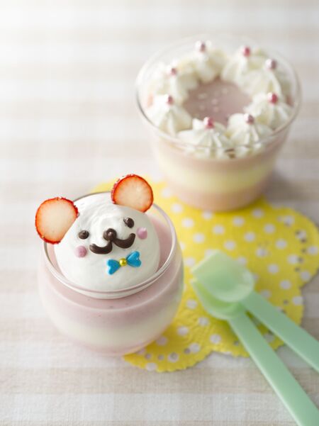 ホイップクリームが簡単に作れる！「明治北海道十勝フレッシュ100」で春おやつ