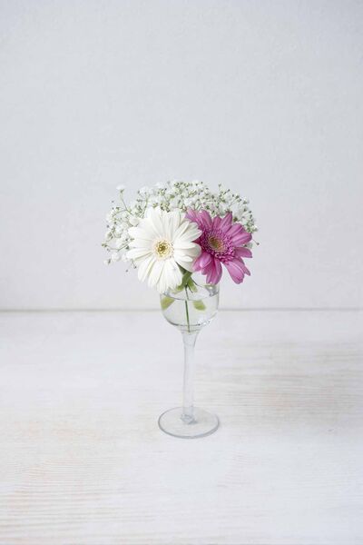 スーパーの花束をおしゃれに変身させるとっておきのアイデアとは 暮らしニスタ スーパーの花束をおしゃれに変身させるとっておきのアイデアとは 暮らしニスタ