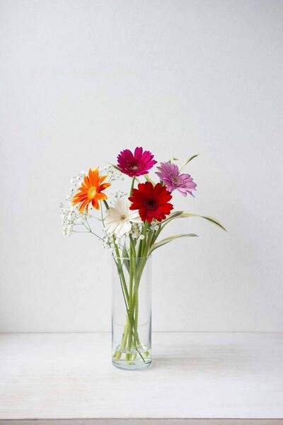 スーパーの花束をおしゃれに変身させるとっておきのアイデアとは 暮らしニスタ スーパーの花束をおしゃれに変身させるとっておきのアイデアとは 暮らしニスタ