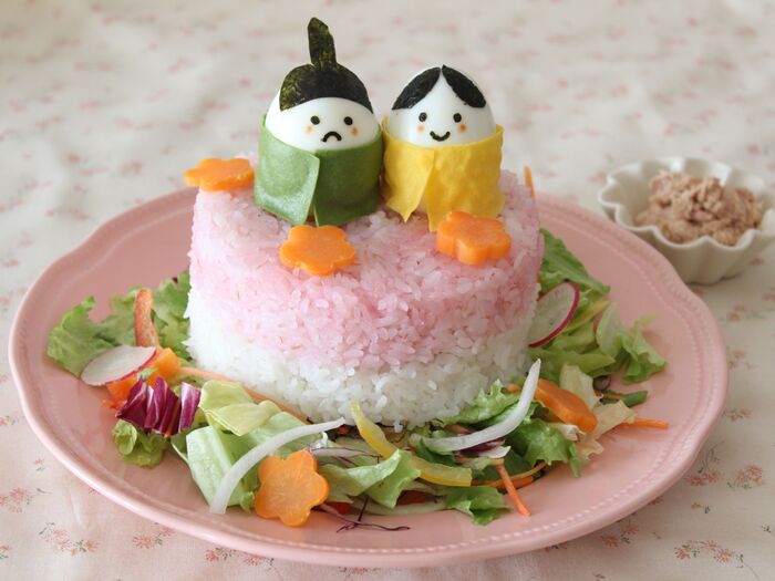 簡単かわいい♪ひなまつりの3色サラダライスケーキ