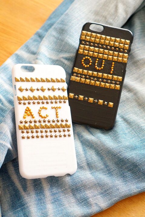 100均スマホケースリメイク 春夏に向けてデニムにピッタリのメタルデコ 暮らしニスタ