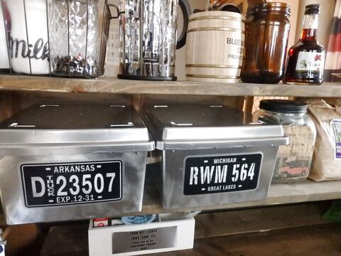 プラコミックケースを男前にリメイクでかっこいいキッチン収納 暮らしニスタ