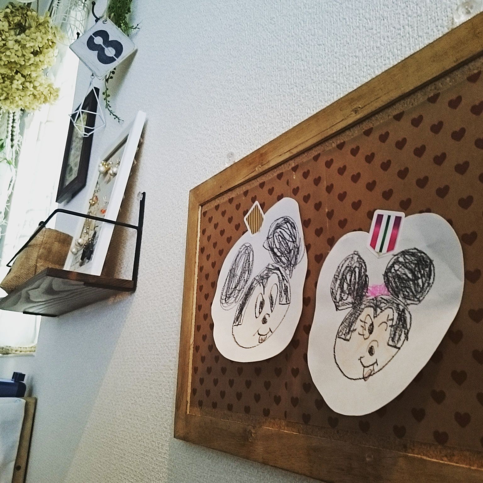 こんなに使える コルクボードのおしゃれ 便利な活用術31選 暮らしニスタ