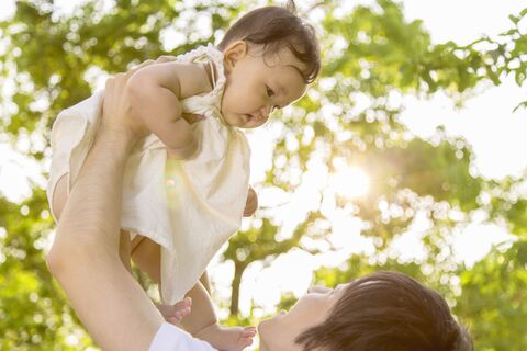 パパの哀しい独白 もしかして俺の子供じゃない と不安に感じた瞬間 暮らしニスタ パパの哀しい独白 もしかして俺の子供じゃない と不安に感じた瞬間 暮らしニスタ