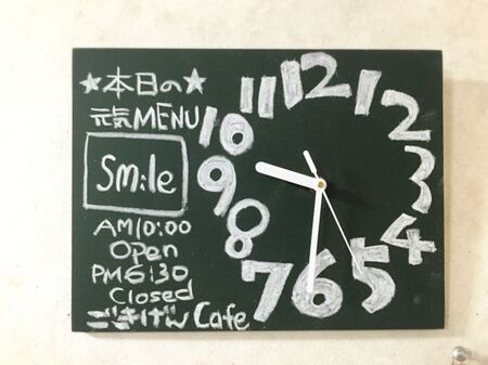 100均黒板で時計☆うちカフェ時間〜！