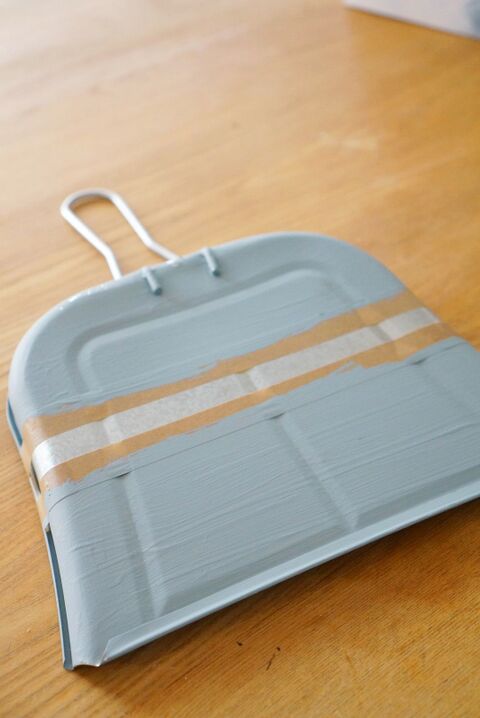 100均ちりとりを お金をかけず春色簡単リメイクフック 暮らしニスタ