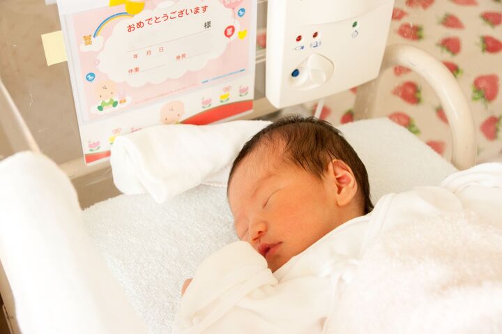 100人のリアル出産体験談! 帝王切開・無痛分娩だっていいじゃない!