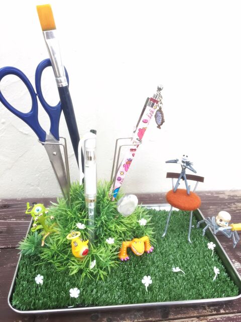 オリジナルのペン立てを作ろう 置くだけ 貼るだけ でも完成 暮らしニスタ