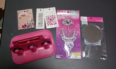 女子ママ必見 All100均でプリンセスみたいなドレッサーを手作り 暮らしニスタ 女子ママ必見 All100均でプリンセスみたいなドレッサーを手作り 暮らしニスタ