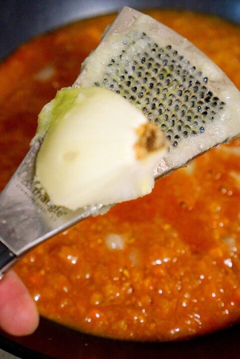 お料理苦手な方必見 市販のミートソース缶を美味しくする方法 レシピ 暮らしニスタ