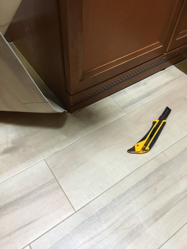 キッチンdiy クッションフロアで ちょこっとシックなカフェ風の床に 暮らしニスタ