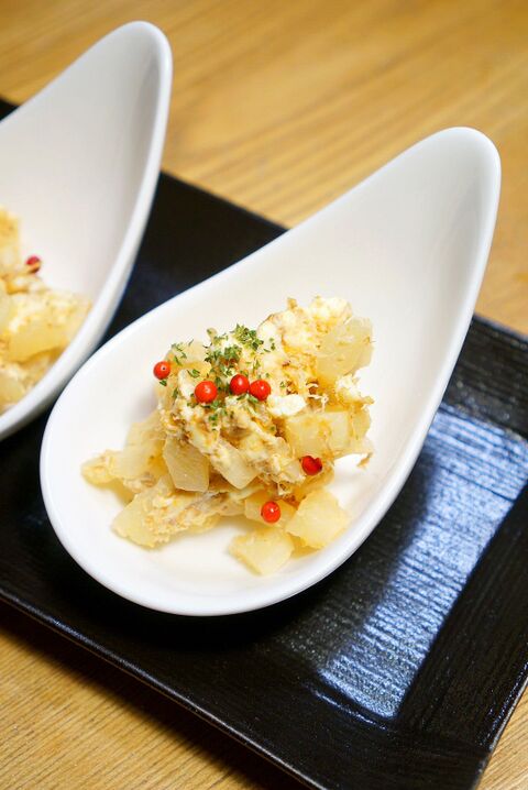 日本酒に合う 混ぜるだけ簡単 1分レシピ たくわんのクリームチーズ和え 暮らしニスタ