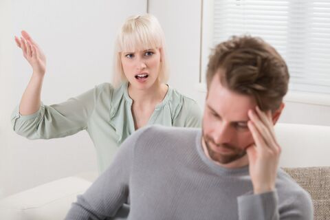 理不尽すぎ 妻から夫への八つ当たり18連発 暮らしニスタ 理不尽すぎ 妻から夫への八つ当たり18連発 暮らしニスタ