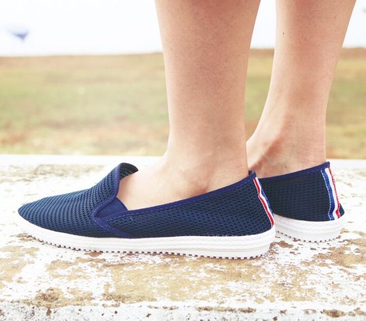 これからの季節にマストハブ!スタイリッシュな「LIGHTメッシュシューズ」で足元をおしゃれに飾ろう!