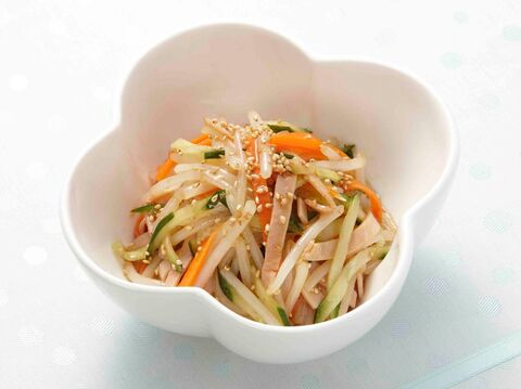 オイスターソースを使いこなす 簡単 もやしの中華サラダ 暮らしニスタ オイスターソースを使いこなす 簡単 もやしの中華サラダ 暮らしニスタ