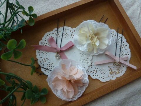 100均アイテムで簡単 Uピンで大人ガーリーヘアアクセ 暮らしニスタ