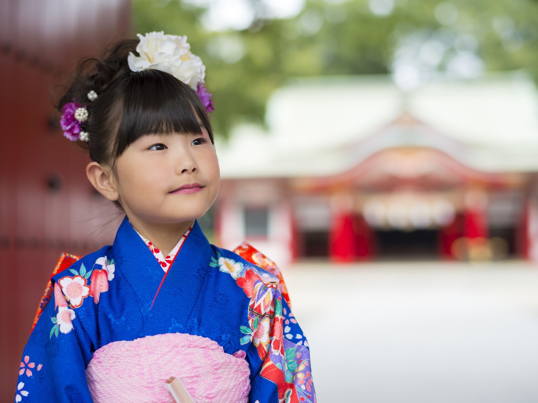 親戚は お食い初めには誰を招待したらいい
