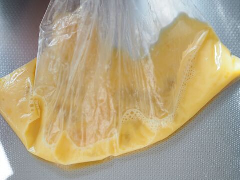 もうこれで失敗なし ポリ袋オムレツ がフワトロで美味しい 作ってみた 暮らしニスタ