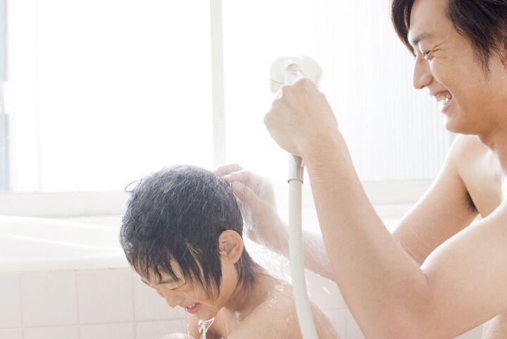 娘との入浴はいつ頃まで?妻として知りたい「父親の本心」とは?