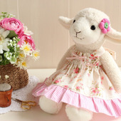 直線縫いで作れる！ぬいぐるみ用のふんわり花柄ワンピ♡