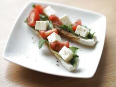 ワインにぴったり すぐデキ 相性バツグンのおつまみ40選 暮らしニスタ ワインにぴったり すぐデキ 相性バツグンのおつまみ40選 暮らしニスタ