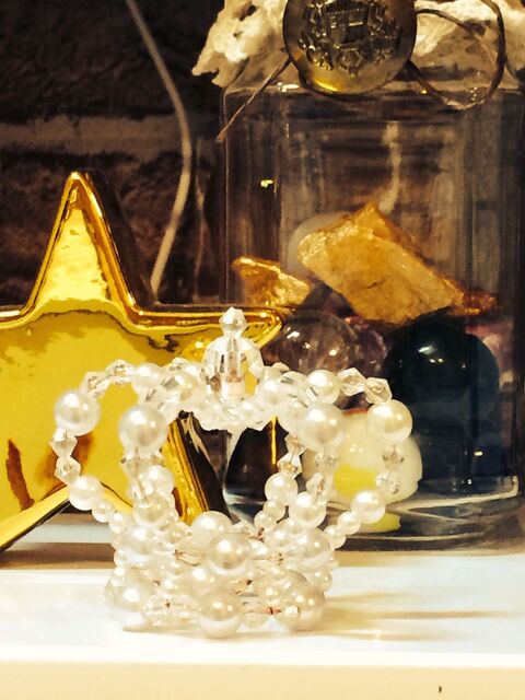 キラキラビーズで作る ミニチュア王冠 暮らしニスタ キラキラビーズで作る ミニチュア王冠 暮らしニスタ