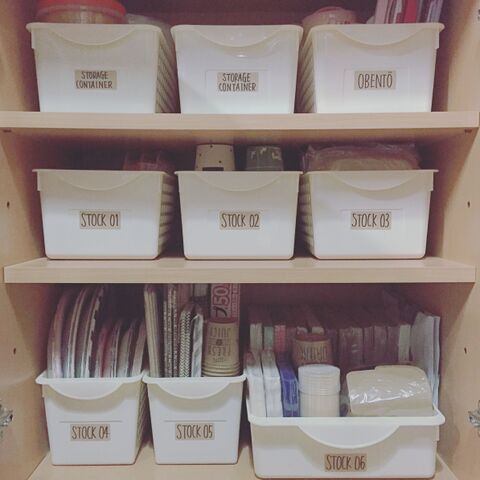 食器棚下の収納スペースもスッキリ 暮らしニスタ