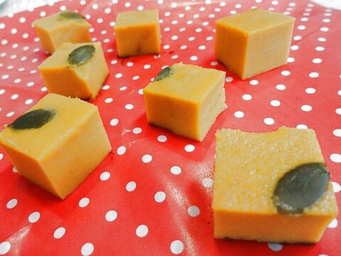 水切りヨーグルトでヘルシー かぼちゃのキューブケーキ 暮らしニスタ 水切りヨーグルトでヘルシー かぼちゃのキューブケーキ 暮らしニスタ