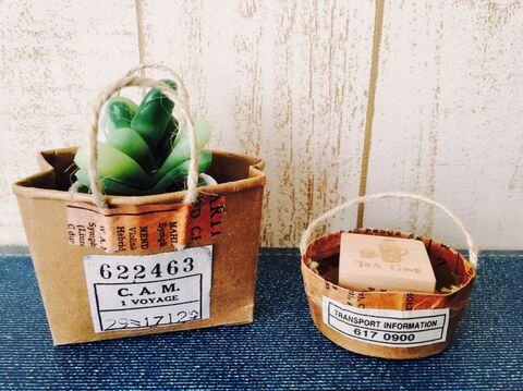 1つの紙コップで2個作れる 雑貨屋さん風ミニバッグラッピング 暮らしニスタ 1つの紙コップで2個作れる 雑貨屋さん風ミニバッグラッピング 暮らしニスタ