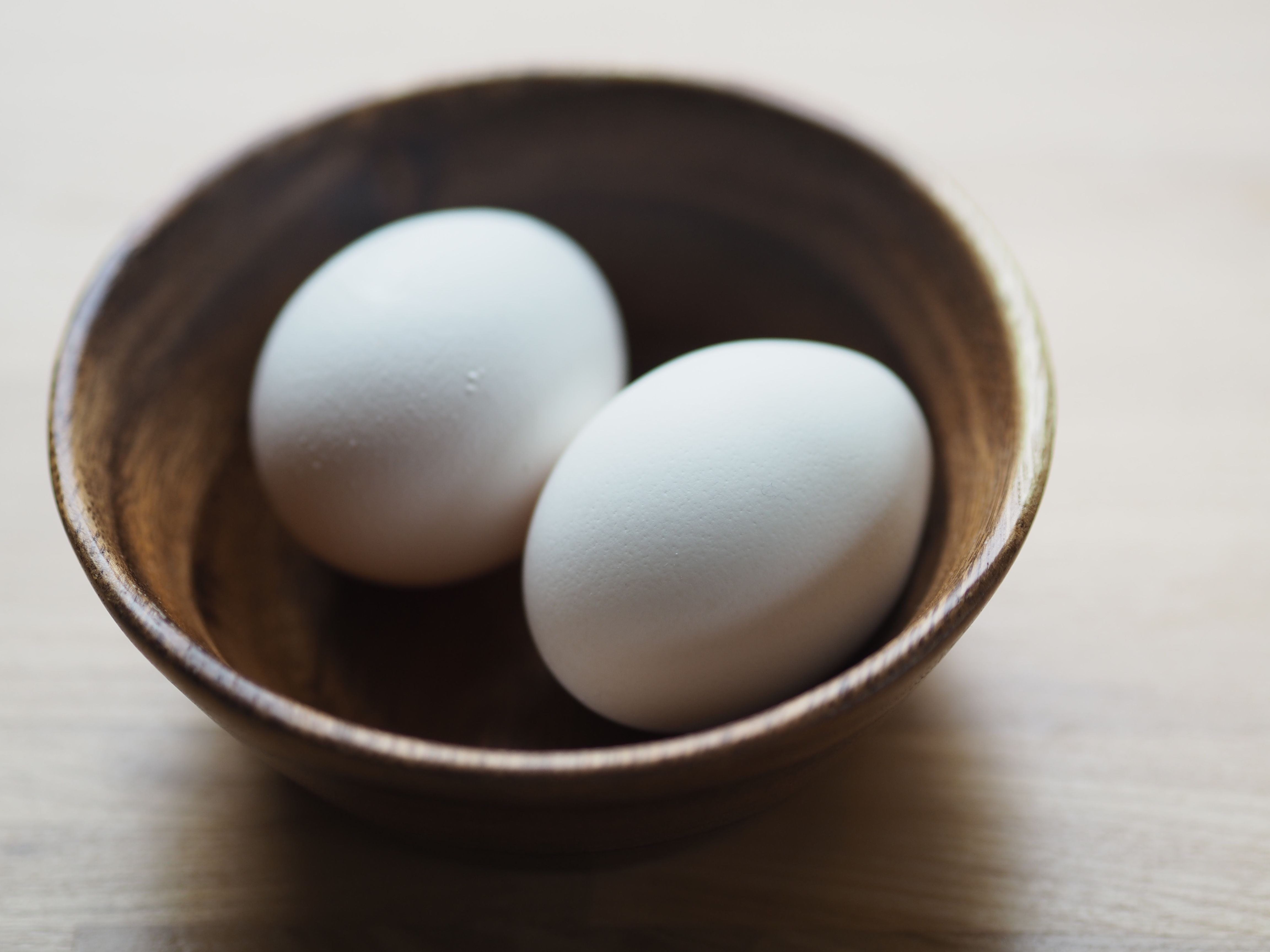 ゆで卵の殻をつるんとむくには どの方法が一番ラクなのか 試してみた 暮らしニスタ ゆで卵の殻をつるんとむくには どの方法が一番ラクなのか 試してみた 暮らしニスタ