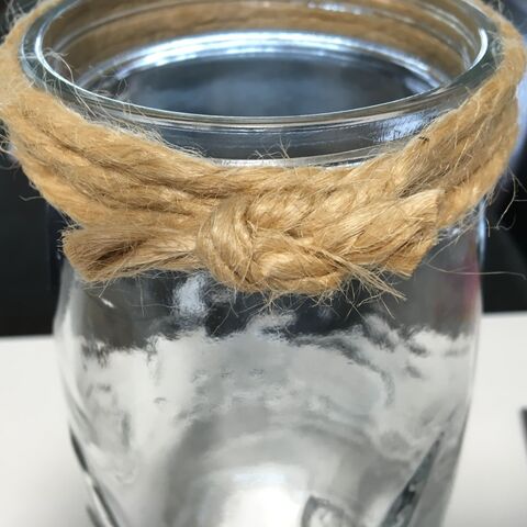 キャンドゥのガラス瓶を夏っぽい花瓶に 暮らしニスタ キャンドゥのガラス瓶を夏っぽい花瓶に 暮らしニスタ