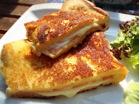 いつもの食パンがリッチな朝食に カナダで生まれたサンドイッチ モンティクリスト 暮らしニスタ いつもの食パンがリッチな朝食に カナダで生まれたサンドイッチ モンティクリスト 暮らしニスタ