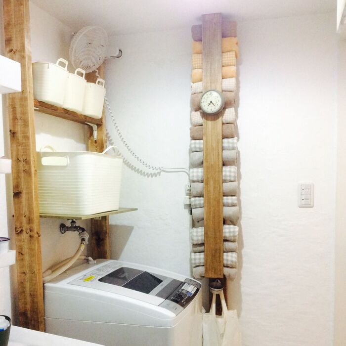 狭い洗面室をリフォーム☆コンパクトなタオル置場をDIY 狭い洗面室をリフォーム☆コンパクトなタオル置場をDIY