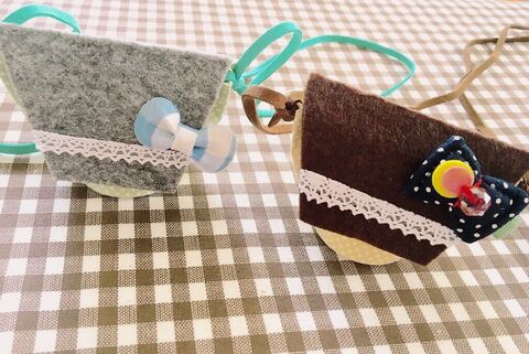 紙コップと100均材料で 簡単ポシェットの作り方 暮らしニスタ 紙コップと100均材料で 簡単ポシェットの作り方 暮らしニスタ