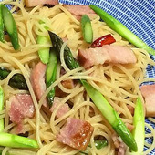 アスパラガスの栄養をしっかり摂るレシピ【アスパラガスとベーコンのパスタ】