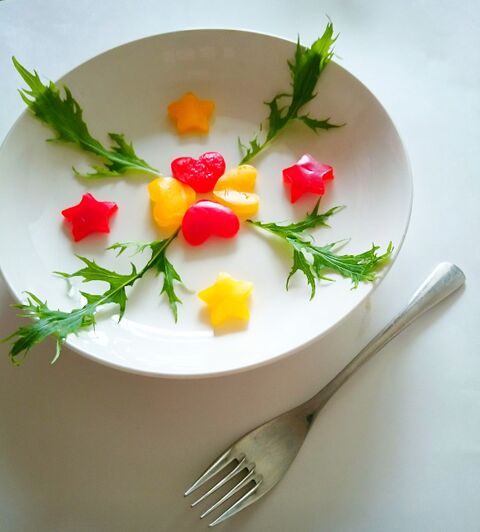 パプリカを型で抜くだけ 簡単おしゃれサラダ お弁当にもgood 暮らしニスタ パプリカを型で抜くだけ 簡単おしゃれサラダ お弁当にもgood 暮らしニスタ