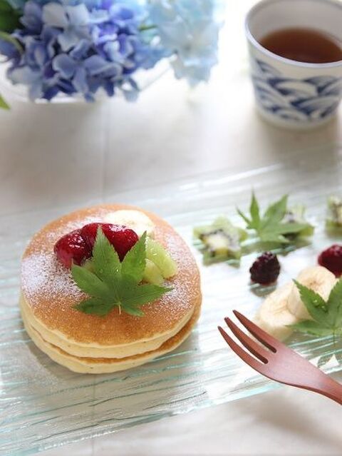 300円ショップのガラス食器を使って パンケーキで 七夕スイーツ の盛り付け 暮らしニスタ 300円ショップのガラス食器を使って パンケーキで 七夕スイーツ の盛り付け 暮らしニスタ