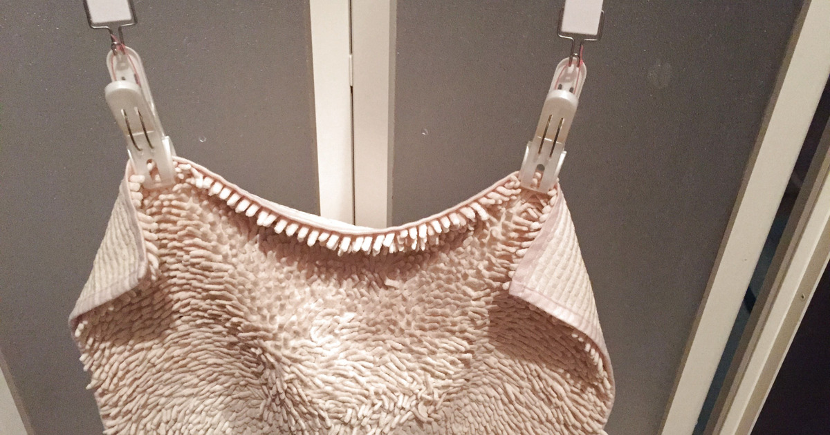 お風呂収納に便利 100均アイテムでバスマット干し 暮らしニスタ