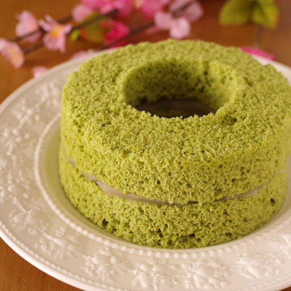 レンジで簡単♪ホットケーキミックス(HM)の抹茶シフォンケーキ（白あん