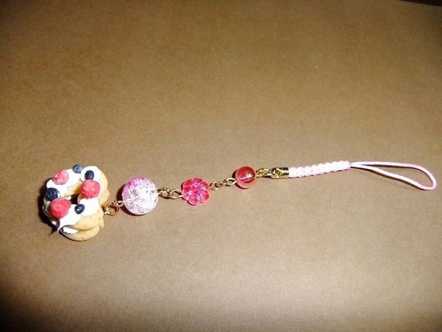 かわいい オシャレ 使い方いろいろ手作りストラップ40選 暮らしニスタ かわいい オシャレ 使い方いろいろ手作りストラップ40選 暮らしニスタ