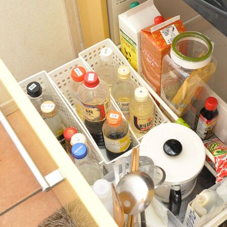 キッチンの調味料収納アイデア47選 調理中の時短にもお役立ち 暮らしニスタ キッチンの調味料収納アイデア47選 調理中の時短にもお役立ち 暮らしニスタ