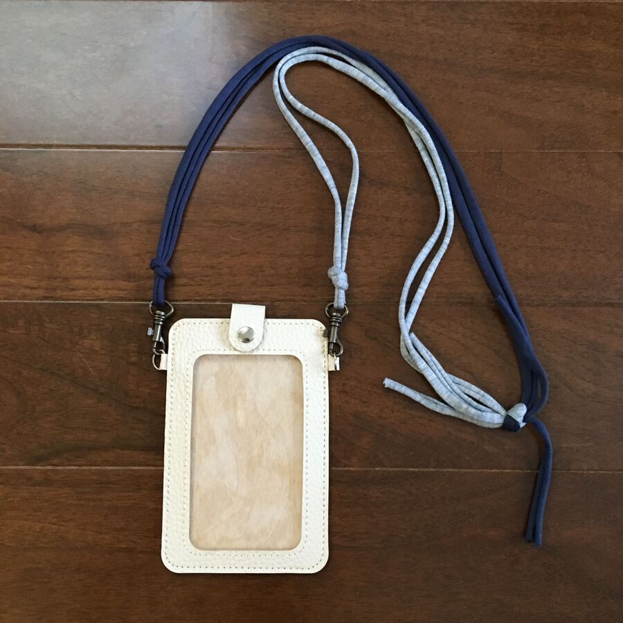 首からかけられるスマホポーチを100均diy 暮らしニスタ