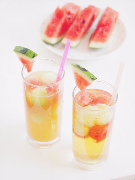 スイカのおしゃれなレシピ19選 シャーベットやゼリーなどのデザートに 皮で器を作る方法も 暮らしニスタ スイカのおしゃれなレシピ19選 シャーベットやゼリーなどのデザートに 皮で器を作る方法も 暮らしニスタ