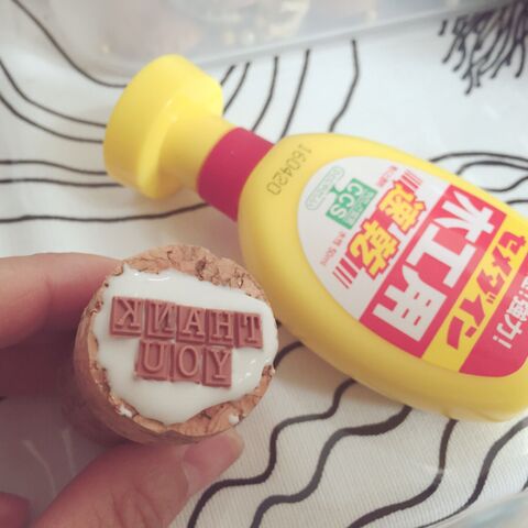 コルクで簡単 セリアグッズでお洒落スタンプ 暮らしニスタ コルクで簡単 セリアグッズでお洒落スタンプ 暮らしニスタ