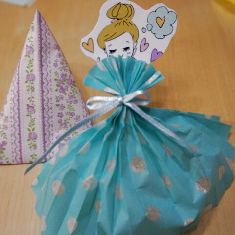 ドレスがかわいい 三角ラッピング 暮らしニスタ