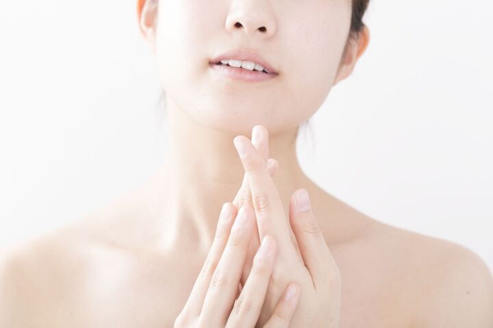 実は年齢が出やすいから要注意!今すぐ手元のケアを始めよう!