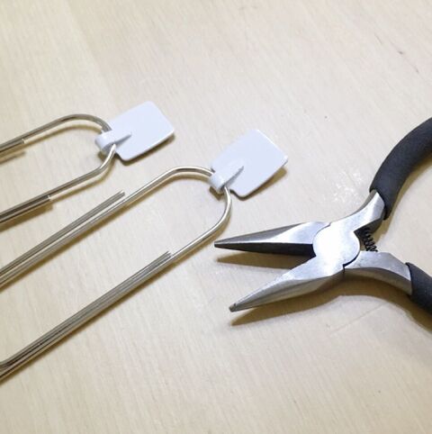 貼るだけすぐできる 100均デカデカクリップでキッチンペーパーホルダー 暮らしニスタ 貼るだけすぐできる 100均デカデカクリップでキッチンペーパーホルダー 暮らしニスタ