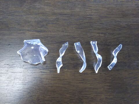 クラゲのモビール ゆらゆらと癒される プラバンで 暮らしニスタ クラゲのモビール ゆらゆらと癒される プラバンで 暮らしニスタ