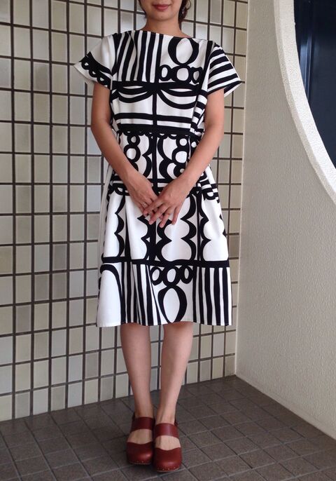 裁縫下手でも出来た Ikeaの生地で 話題のとと姉ちゃん 直線裁ちワンピース 暮らしニスタ 裁縫下手でも出来た Ikeaの生地で 話題のとと姉ちゃん 直線裁ちワンピース 暮らしニスタ